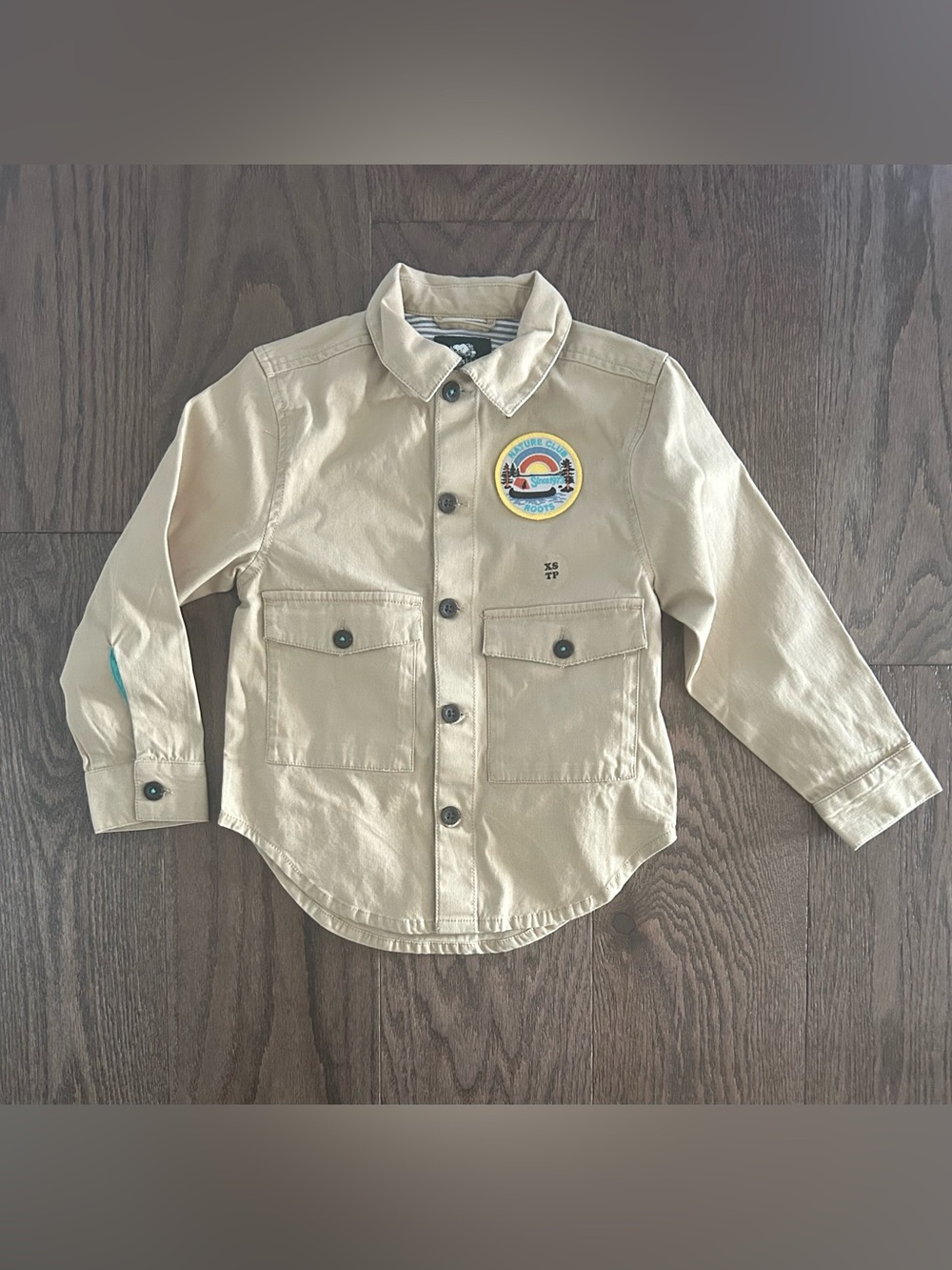 NEW Roots Size XS Boy's Button Down Shirt